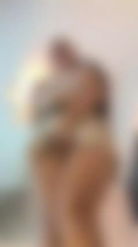 They say curiosity kills... but here you'll just love it 😉 by kataleyablazze