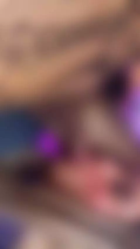 i loo e to feeel while is growing up in my mounth by moonnia