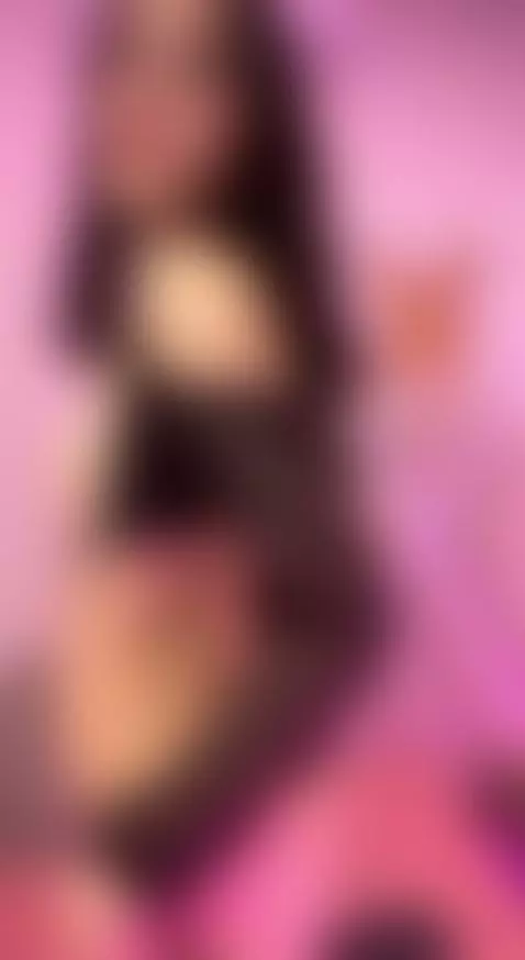 I love my figure and a ti? by lizeylynch