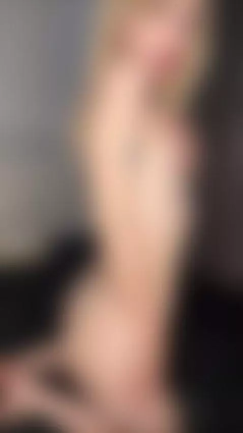 dream of touching me with your eyes on OnlyFans — link’s in ... by sonyaharty