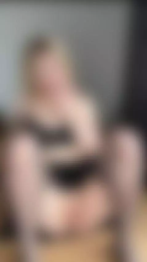 OnlyFans is waiting while I’m dripping wet 💦 by sonyaharty