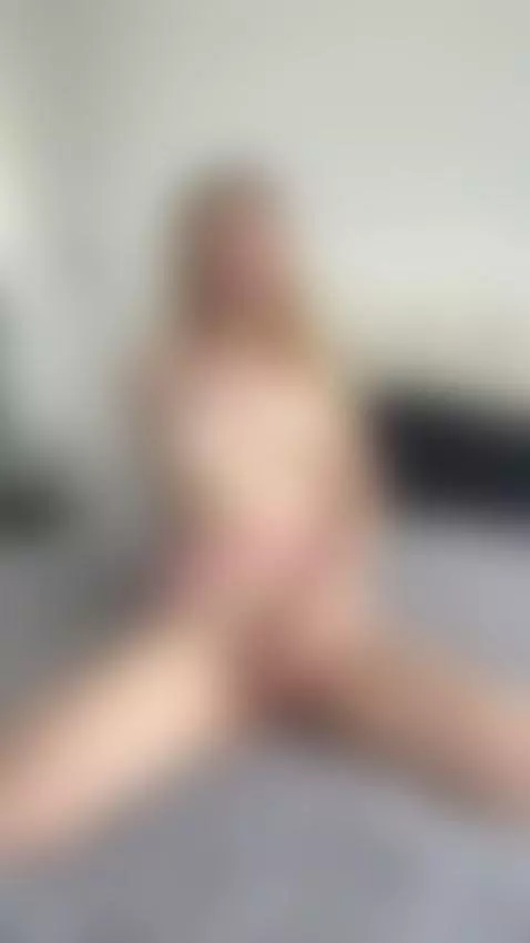 Natural small tits on slim blonde as she fingers her pink pu... by sonyaharty