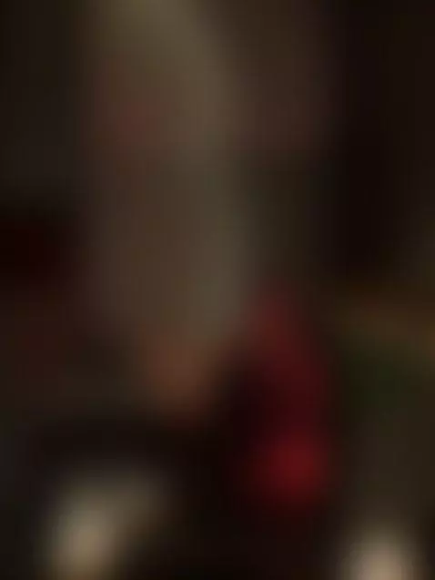 Bend me over and make me beg 🤫 by sweet-holly-moon