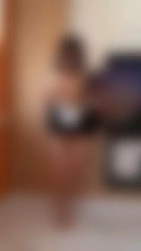 Waiting for you on my OnlyFans… don’t keep me waiting 😏💋 by biancavelourx