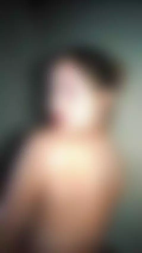 Cumming and screaming... Like if you're turned on, and subsc... by chloerayx