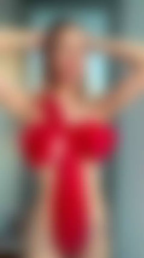 🔥Curvy blonde grinding against nothing 🍑 Unlock OF by chloerayx