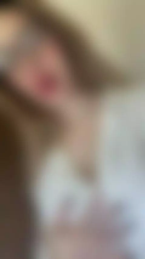 🔞Blonde back arched, toes curled 🍆 Join OF by chloerayx