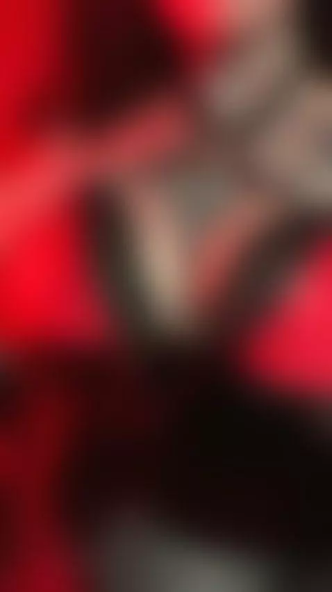 🍑Redhead’s thick round ass bouncing 😈 Exclusive OF by blazedbrat