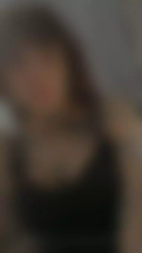 😈This curvy redhead begging to be filled 🍆 See OF by blazedbrat