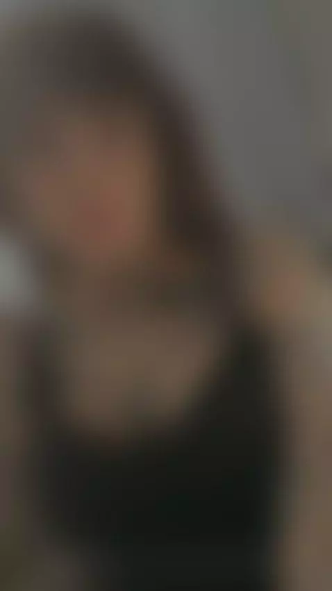 😈This curvy redhead begging to be filled 🍆 See OF by blazedbrat