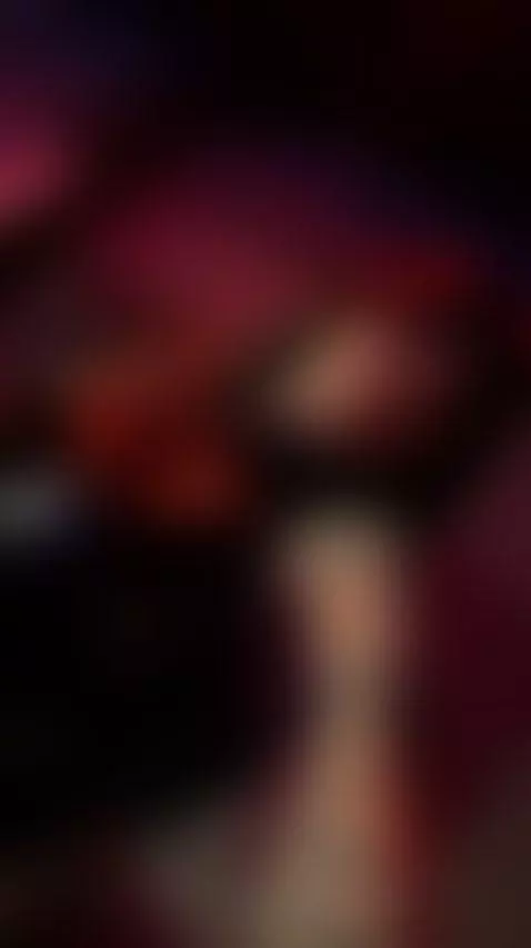 😈This curvy redhead begging to be filled 🍆 See OF by blazedbrat
