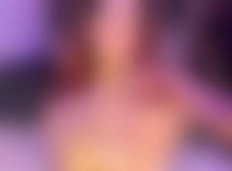 Sweet face… naughty thoughts UwU  https://es.stripchat.com/D... by dollkira