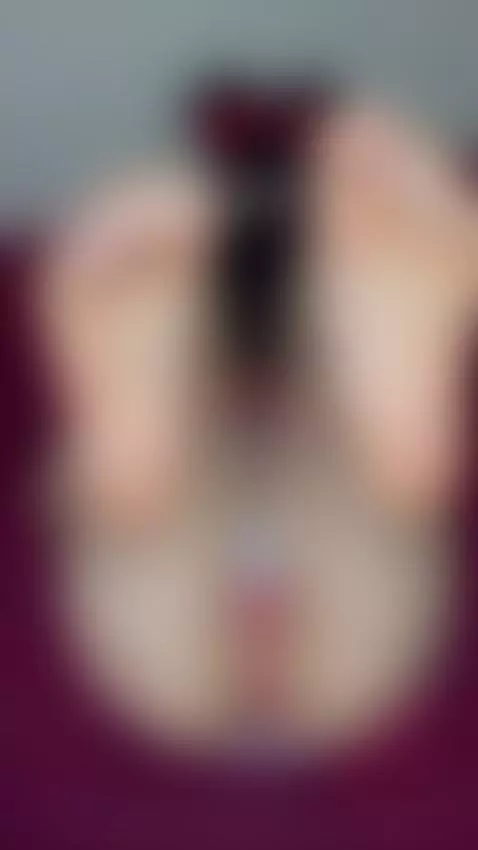 Hijabi slut showing off her pretty Muslim feet by naughtyayline