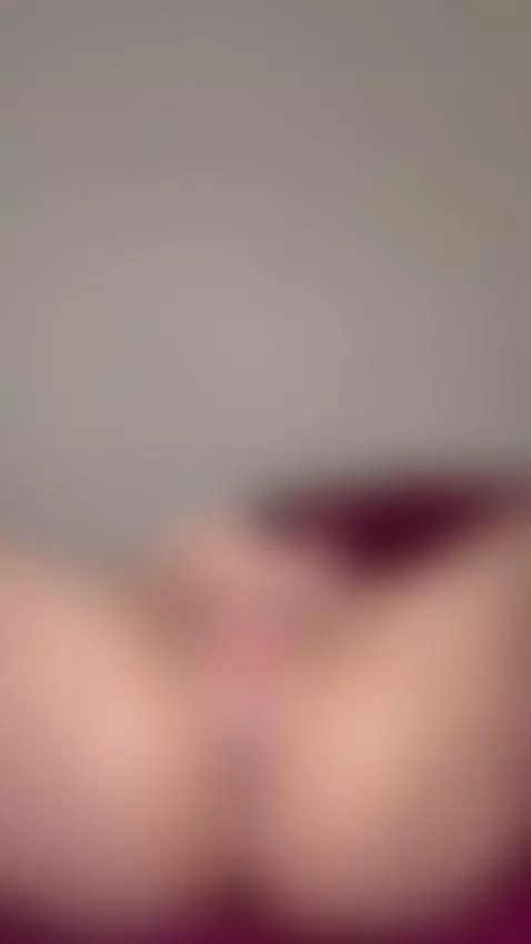 Playing with my pussy just for you... by naughtyayline