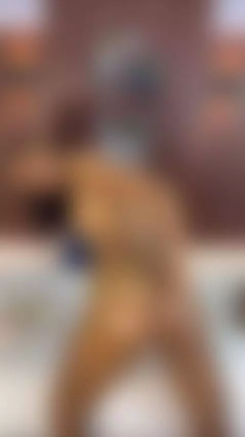 FINGER IN MY ASS by isabella169