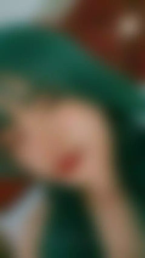 You’ve never seen this side of me before… 👀💄 by dakotalee11