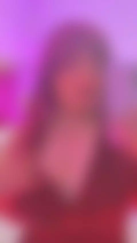 Just a taste… and you’ll crave more 😏🍓 by dakotalee11