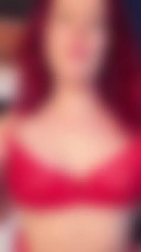 Titty drop! How many bounces till they fall out? by amberluxxe