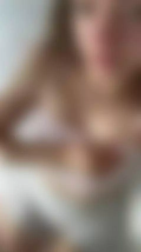 Naked wet sexy body pussy eating horny  Full vid on OF by marymery