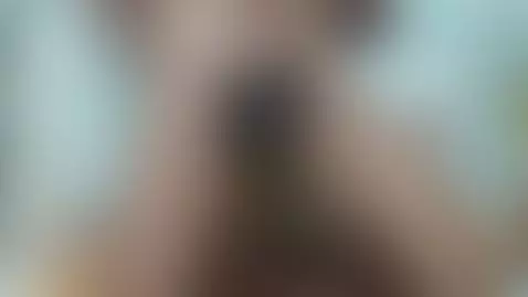 Lifting weight one kg on cock at moring by bondgeson