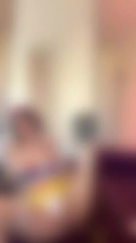 🍒Brunette with hard nipples and soft breasts 😈 On OF by ellieelthie