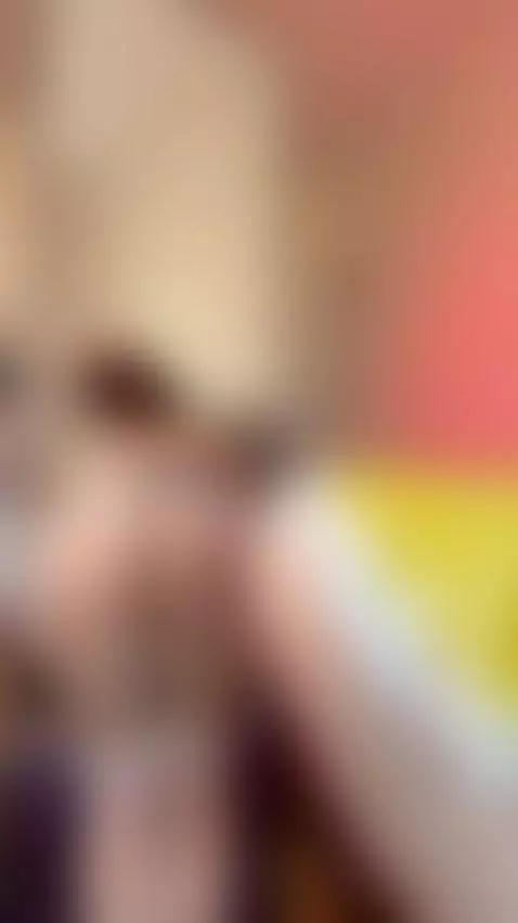 😏Brunette framing her horny face 💦 Unlock OF by ellieelthie