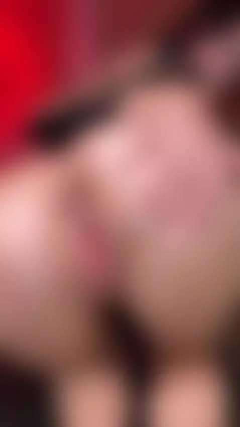 Big ass baddie, full video only on my OF by ellieelthie