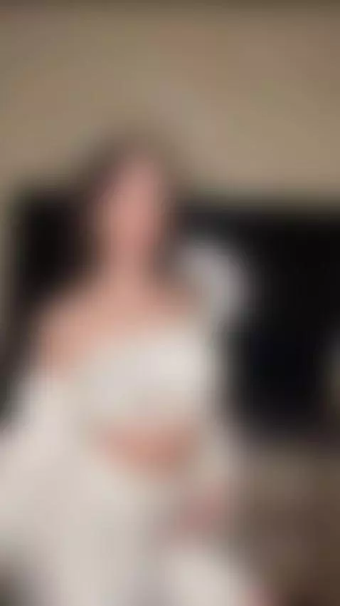 Full version waiting for you on OnlyFans come join 🔥 by ellieelthie