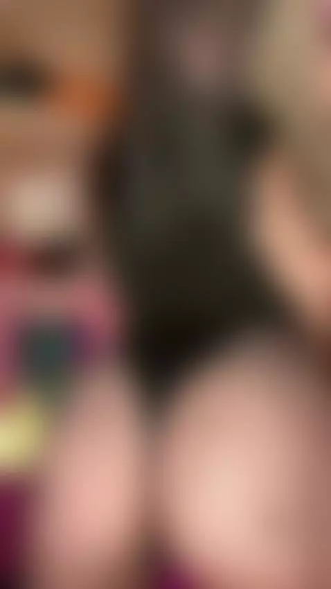 Want more of you — subscribe to my OF and hit like 💘 by ellieelthie