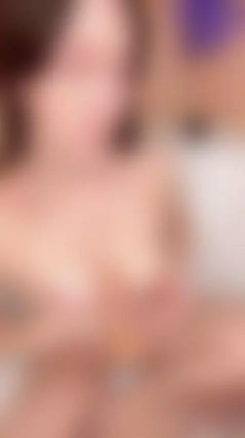 😈Long dark hair messy and sexy as hell 💋 Unlock OF by ellieelthie