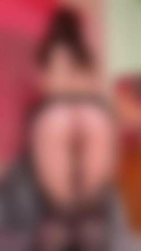 😈Brunette bending over for you 🍆 Unlock OF by ellieelthie
