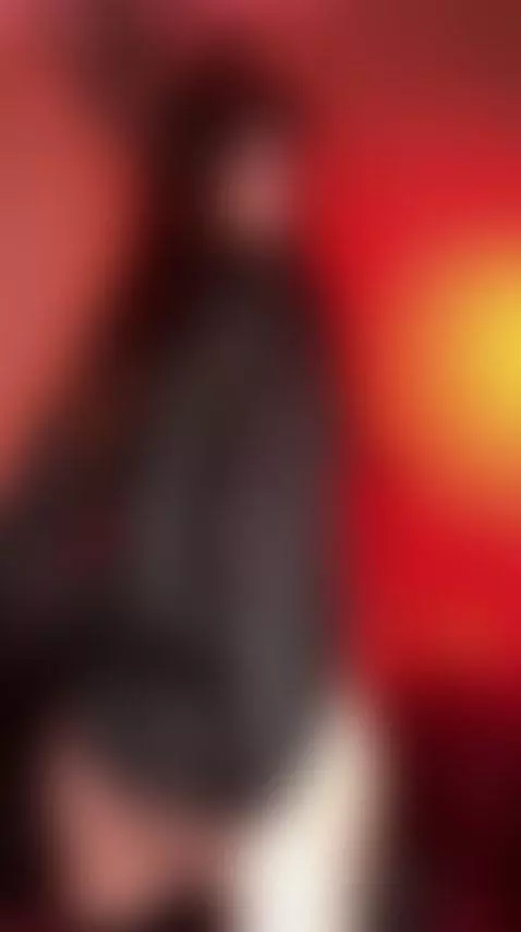 🔥Seductive brunette touching every wet inch 🍑 Only OF by ellieelthie