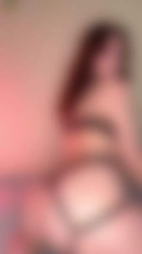 🔥Brunette moaning louder than ever 💦 Only on OF by ellieelthie