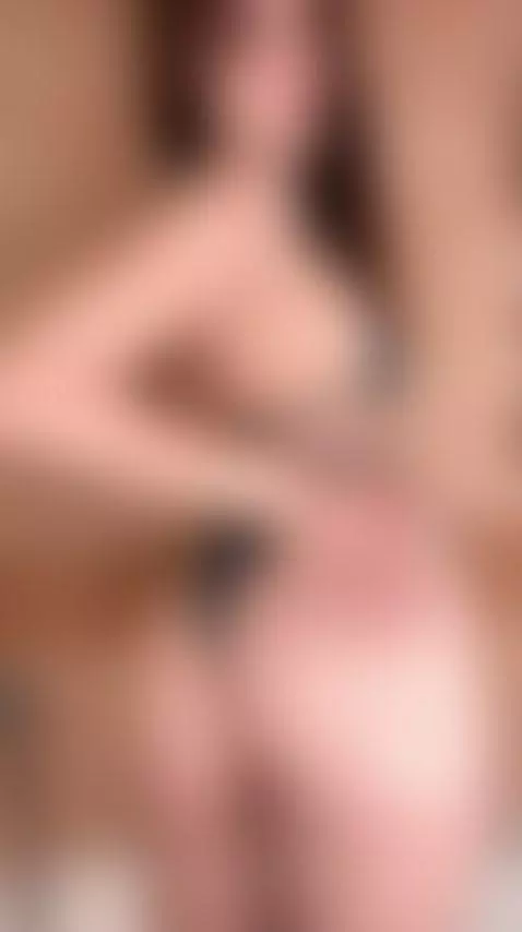😏This seductive brunette is aching to be fucked hard 🍆 Exclu... by ellieelthie