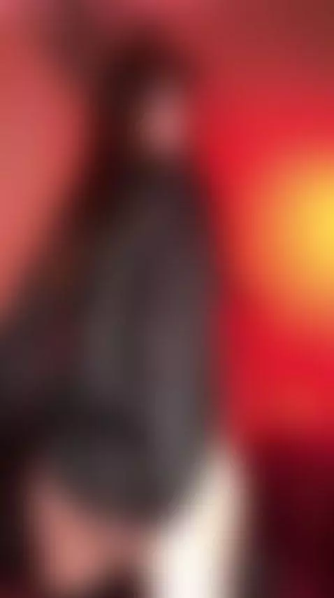 🔥Seductive brunette ready to squirt again 🍑 Unlock OF by ellieelthie