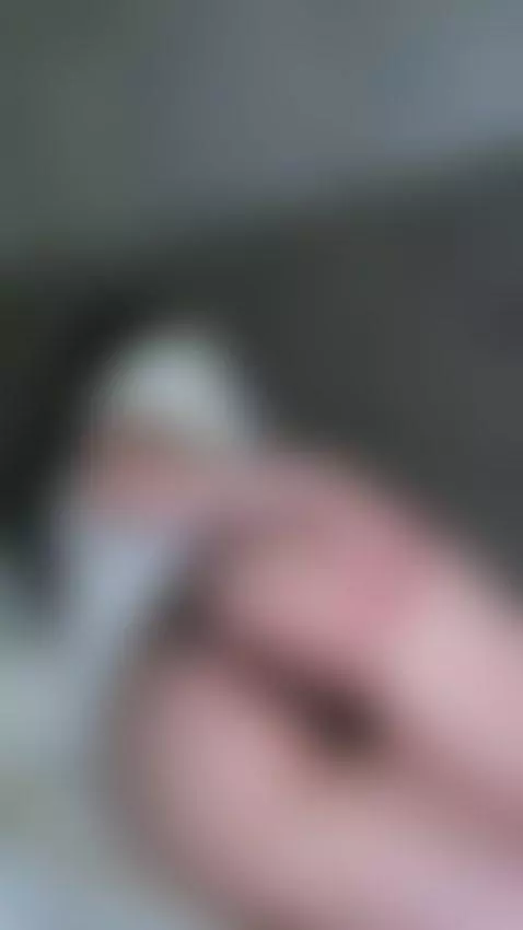 That ass isn’t shy… come closer 😏🍑 by evyblue