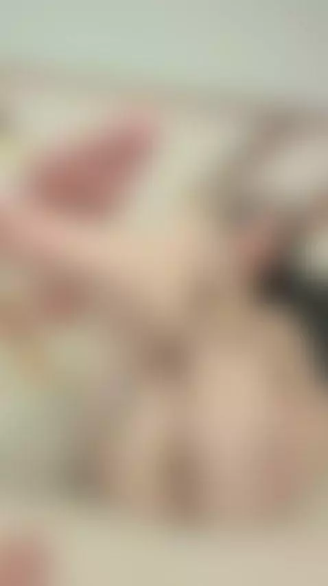 Pussy & feet by niicolle-evanss