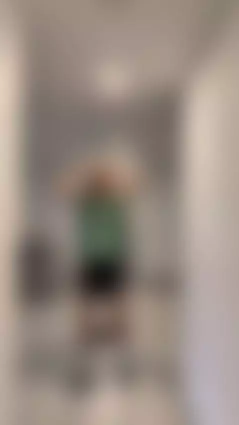 Running comfortably is the best by mikeyoficial