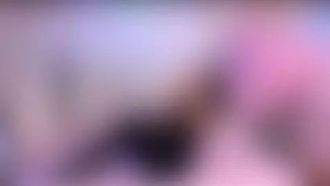 "My clitoris is swollen and sensitive... come play with it w... by tyna01