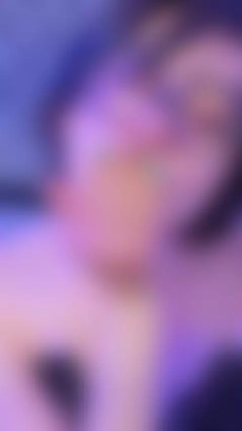 teen18+, kawai, small by elodieperrine