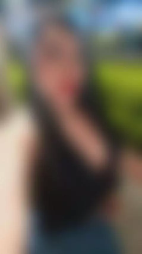 Just a simple hello,,, but it might make your whole  Day bet... by seleneelujan