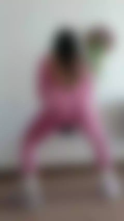 It feels so good to be wearing tight clothes 🔥 by seleneelujan