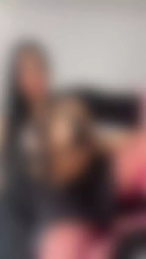 I'm going to show you that you're mine... even when she's lo... by nancy02