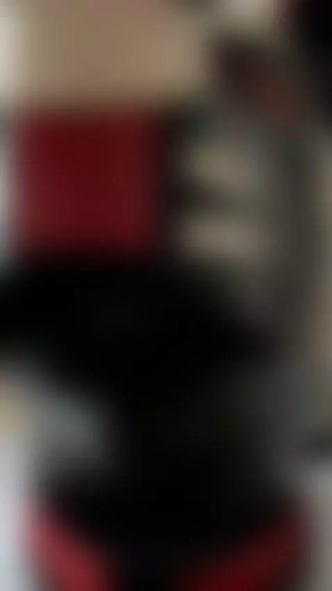 Latex pup teasing and licking the camera up close 👅
Subscrib... by k9-goodboy