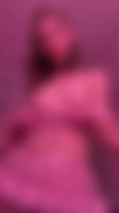 Do you like my tiny tits? I reply and chat on my OnlyFans🩷 by tinycake