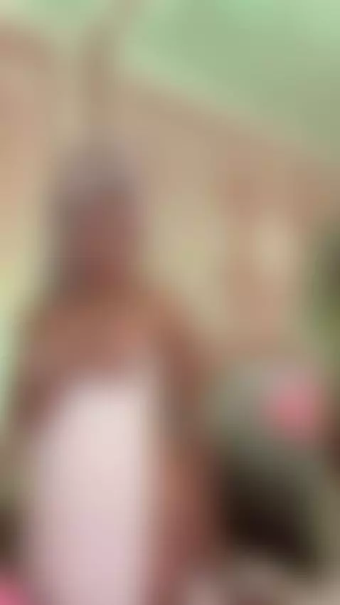 Is hot in here, help me to do something! by samanthasain