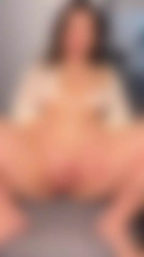 Sweet chubby teen biggest natural tits heaving slow & seduct... by kyliefreya