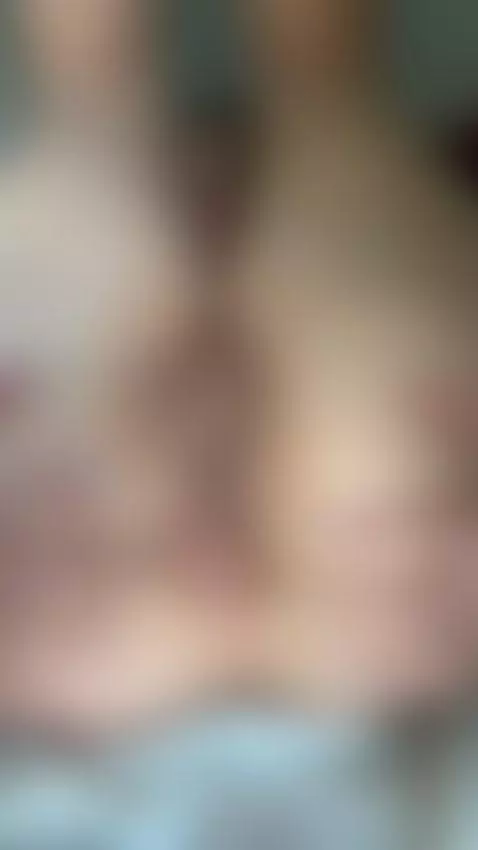 Big natural tits topped with the plumpest puffy nipples 🔥 Su... by kyliefreya