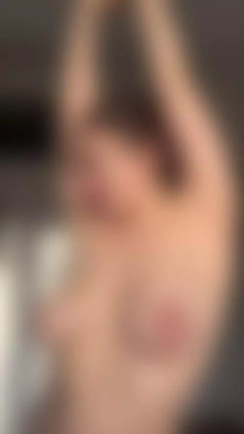 Big natural tits jiggling, pink puffy pussy lips glistening ... by kyliefreya