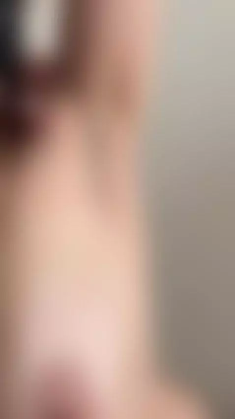 Natural big tits & sweet wet pink puffy pussy lips 😏 Sub OF by kyliefreya